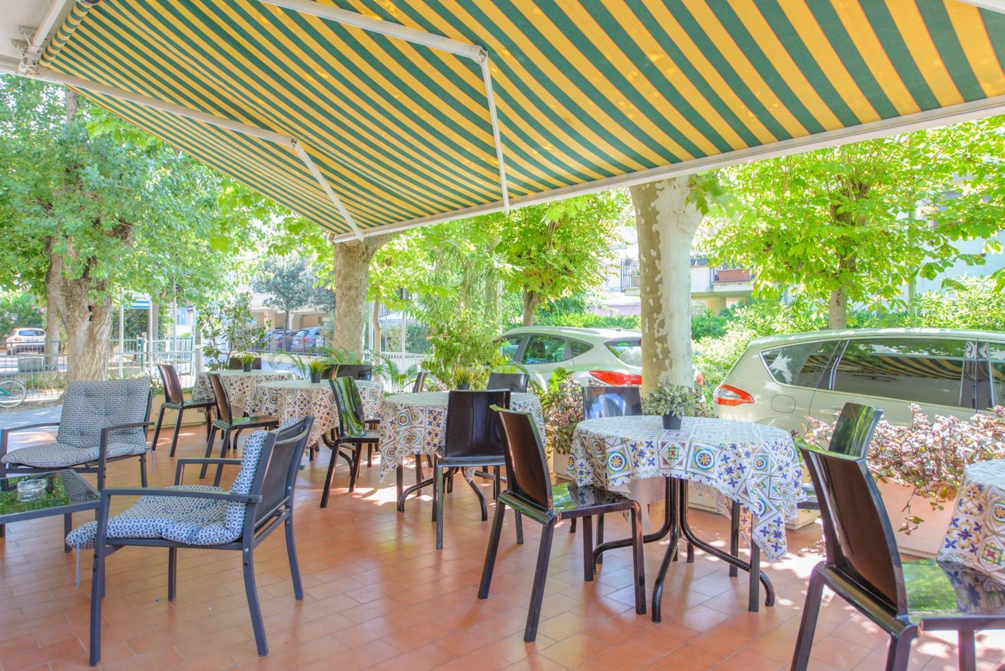 Hotel Avana Mare Rimini Extérieur photo